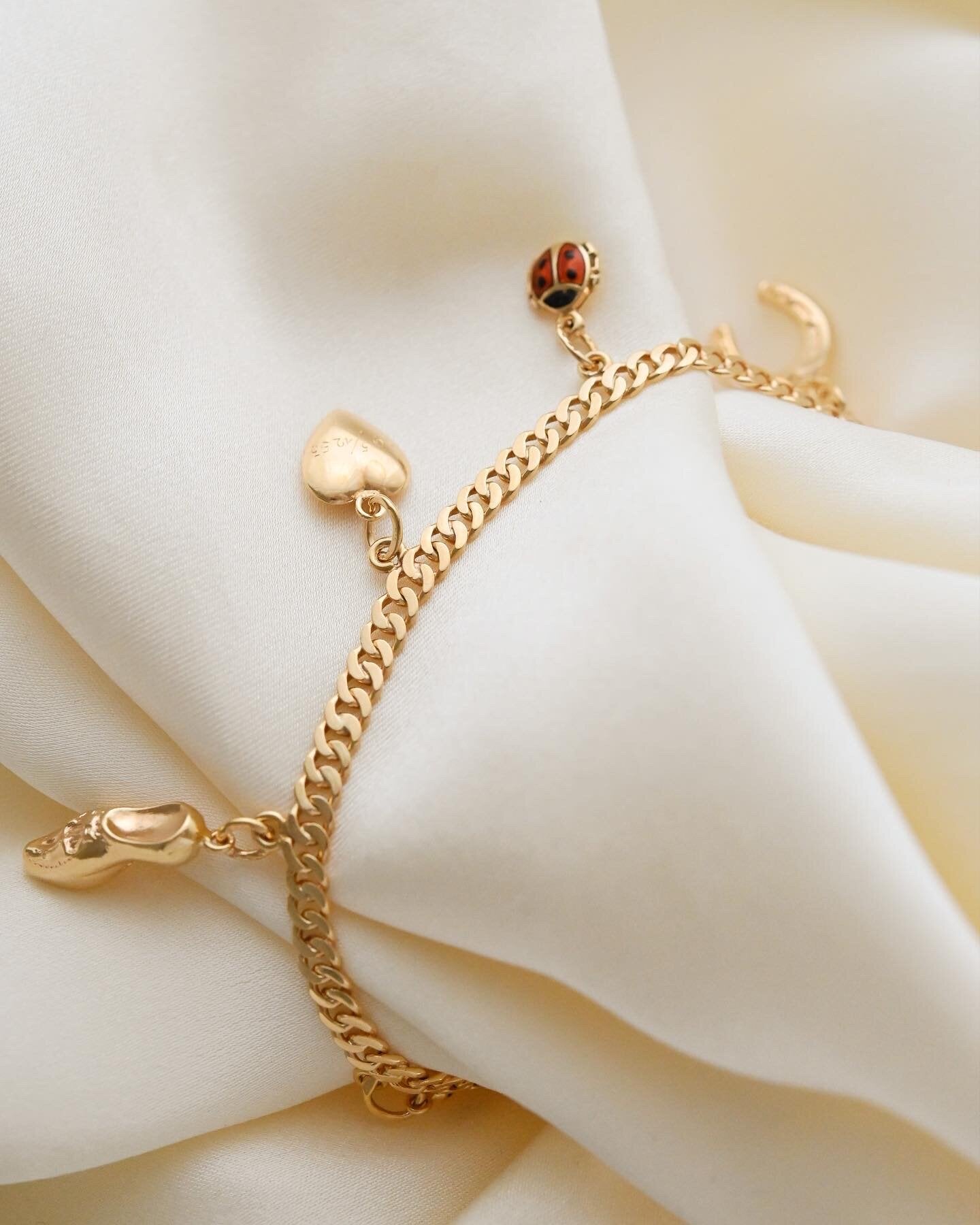 Special Good Luck Charm Bracelet 18K Gold 1950