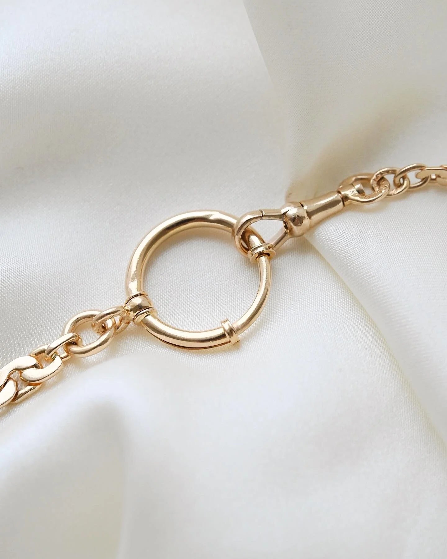 Antique Virola Link Watch Chain 18K Gold 1937