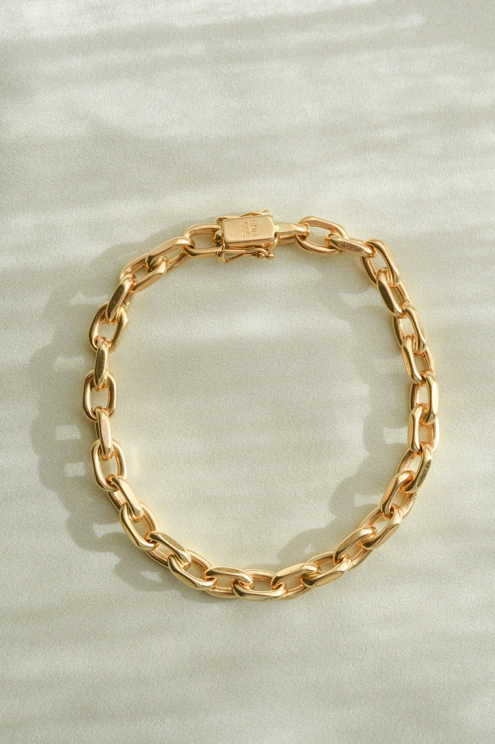 Sublime Heavy Sizeable Danish Anchor Link Bracelet 14K Gold