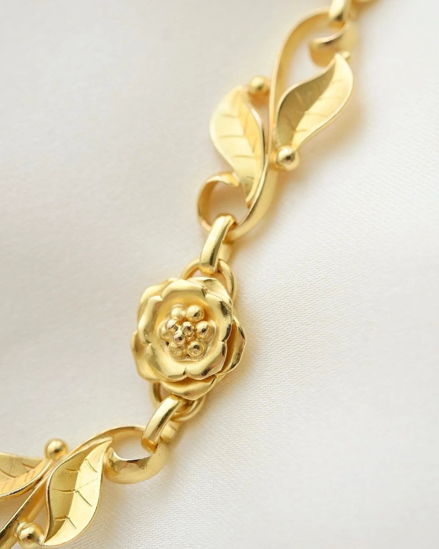 Stunning Rare Masterpiece Necklace by Georg Jensen 18K Gold Beg.1900s