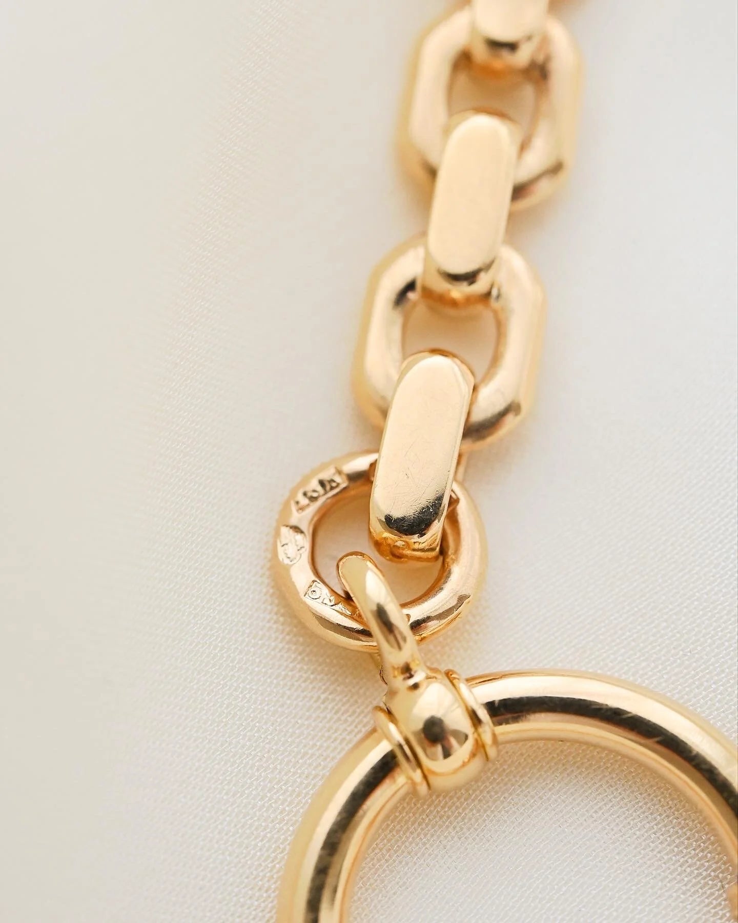 Extraordinary RARE Watch Chain Bracelet 18K Gold 1925