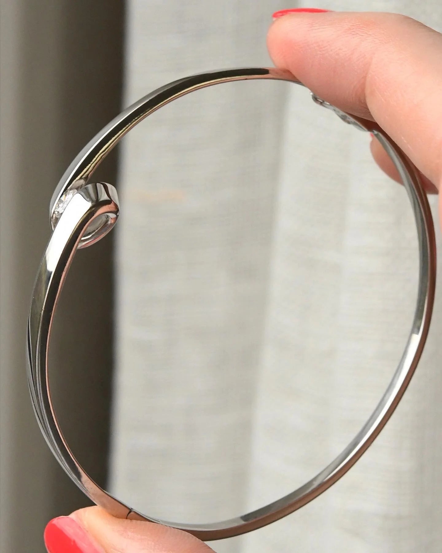 Elegant Bangle w Floating Diamond 0.35 carats 14K White Gold