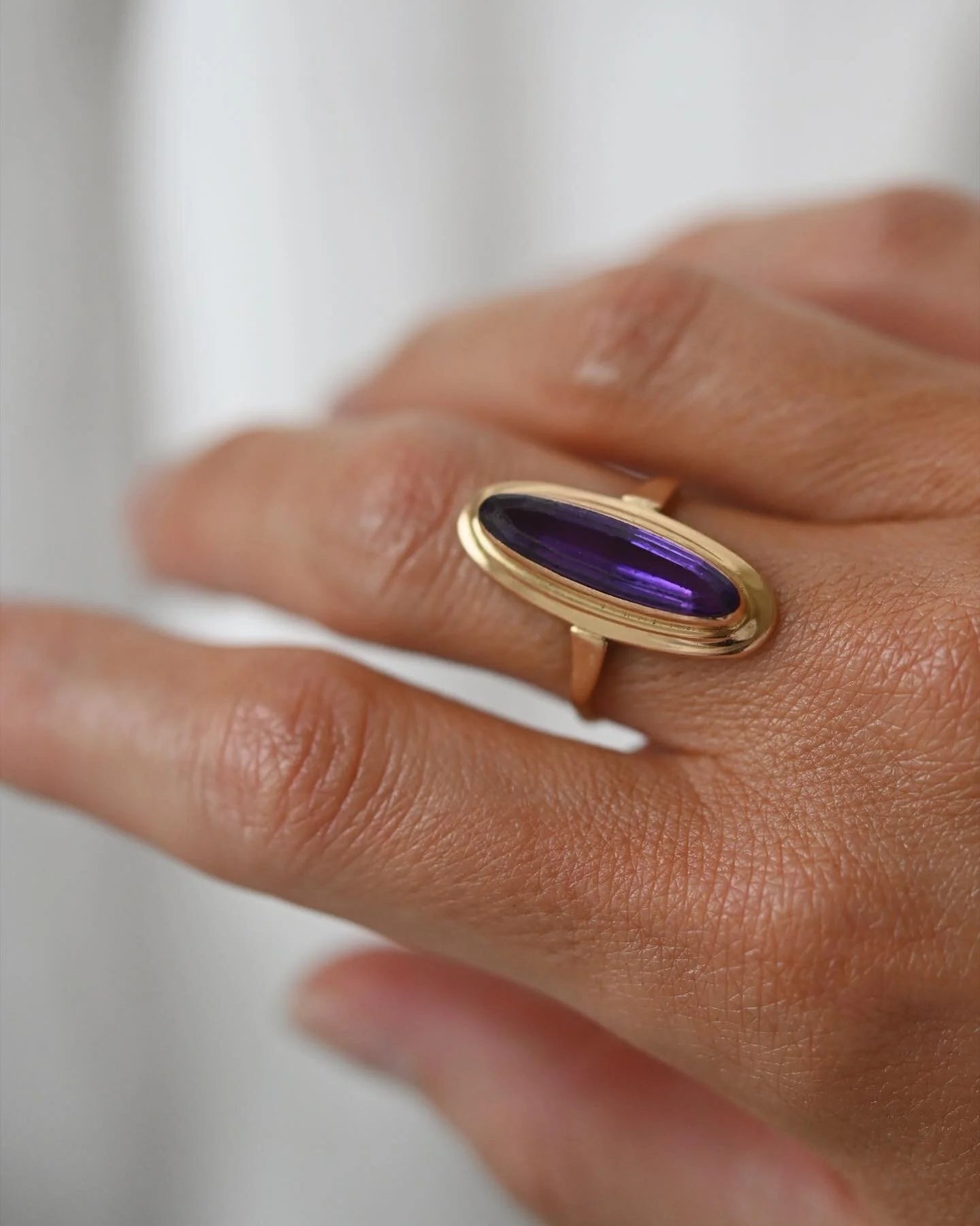 Gorg Swedish Vintage Amethyst Navette Ring 18K Gold 1940s