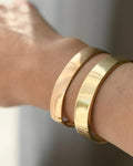 6.7 Inches Polished Vintage Bangle 18K Gold 1970s