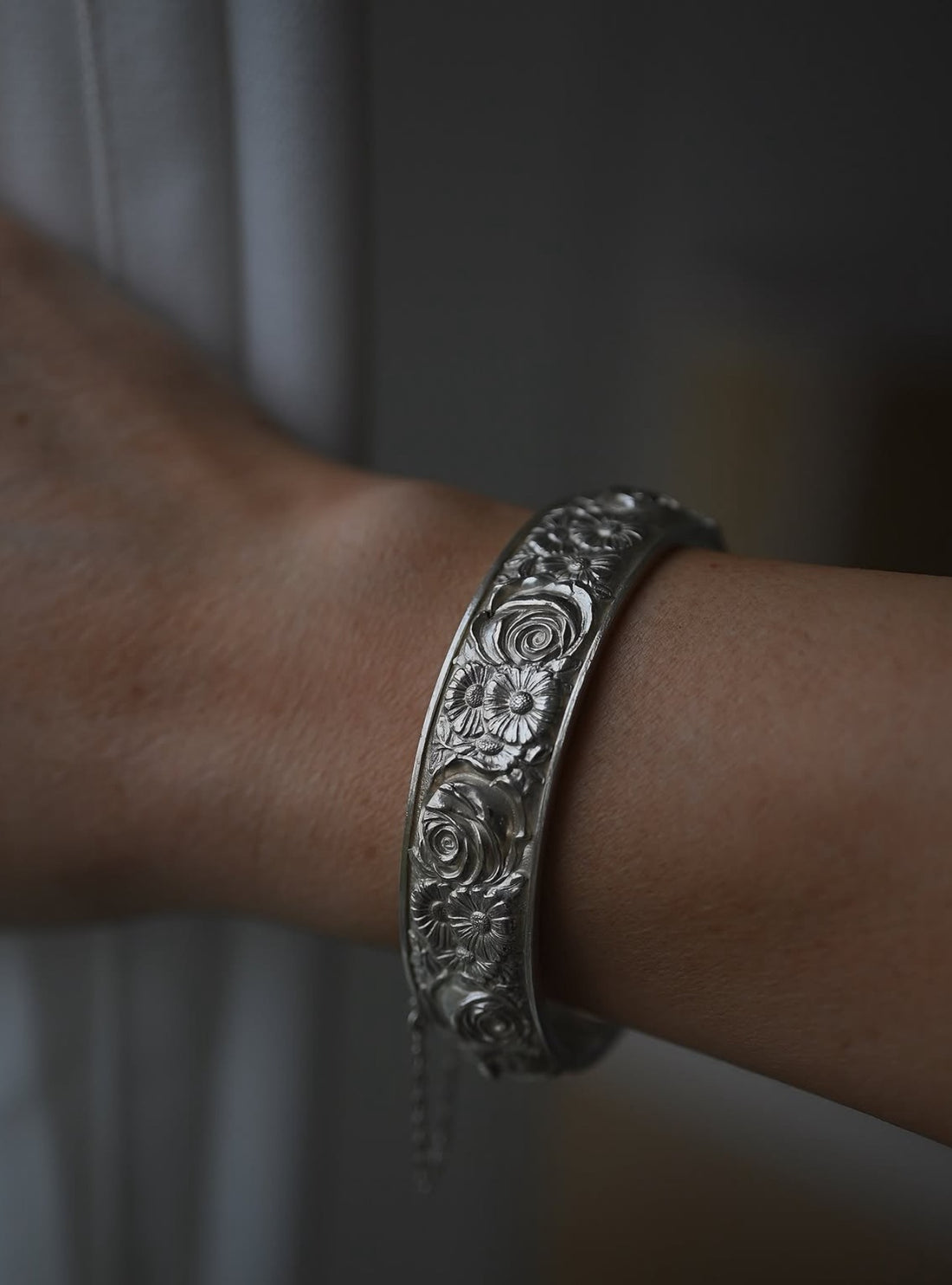 Stunning Antique Portuguese Silver Repoussé Flower Bangle