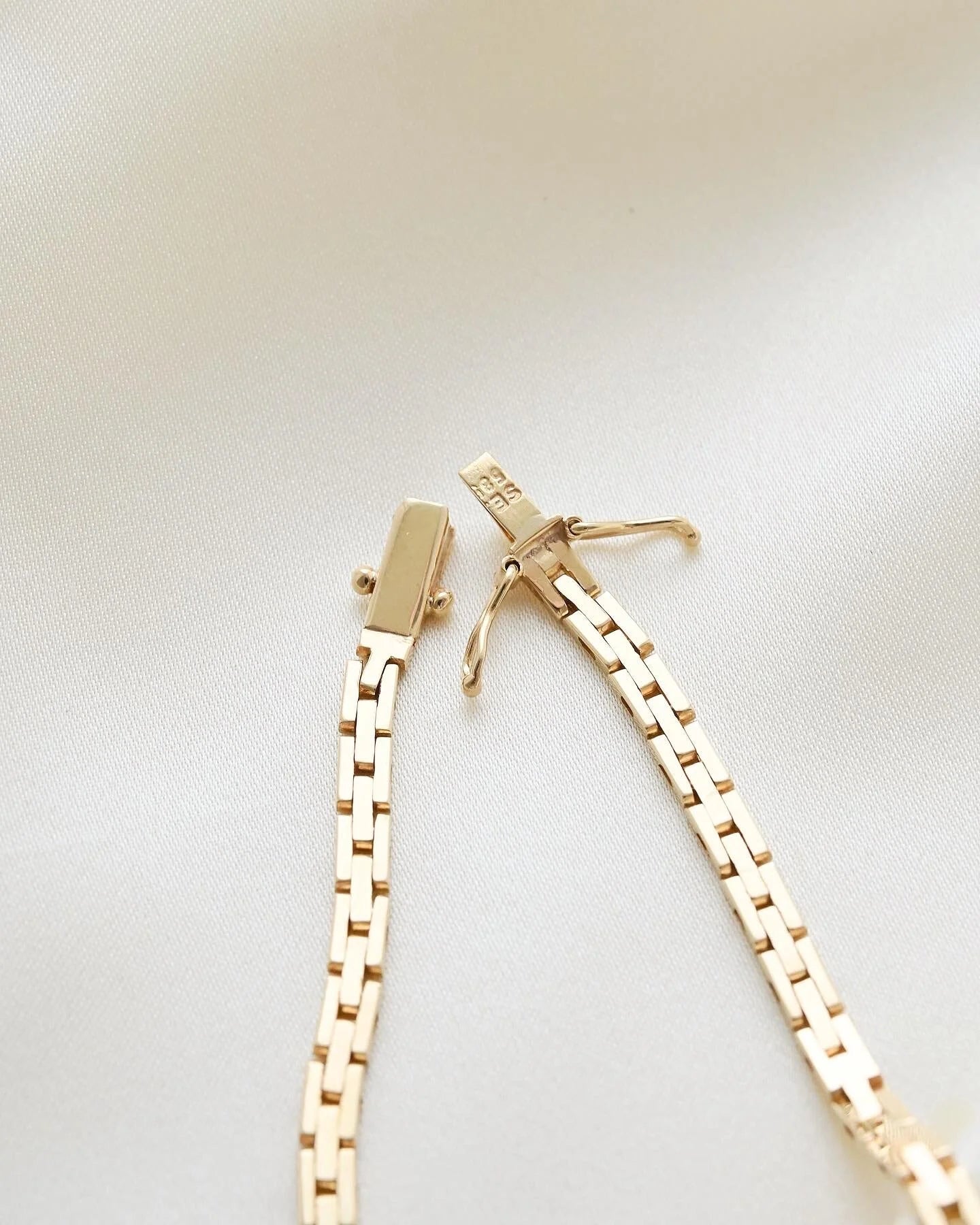 Versatile Vintage Baby Brick Link Necklace 14K Gold