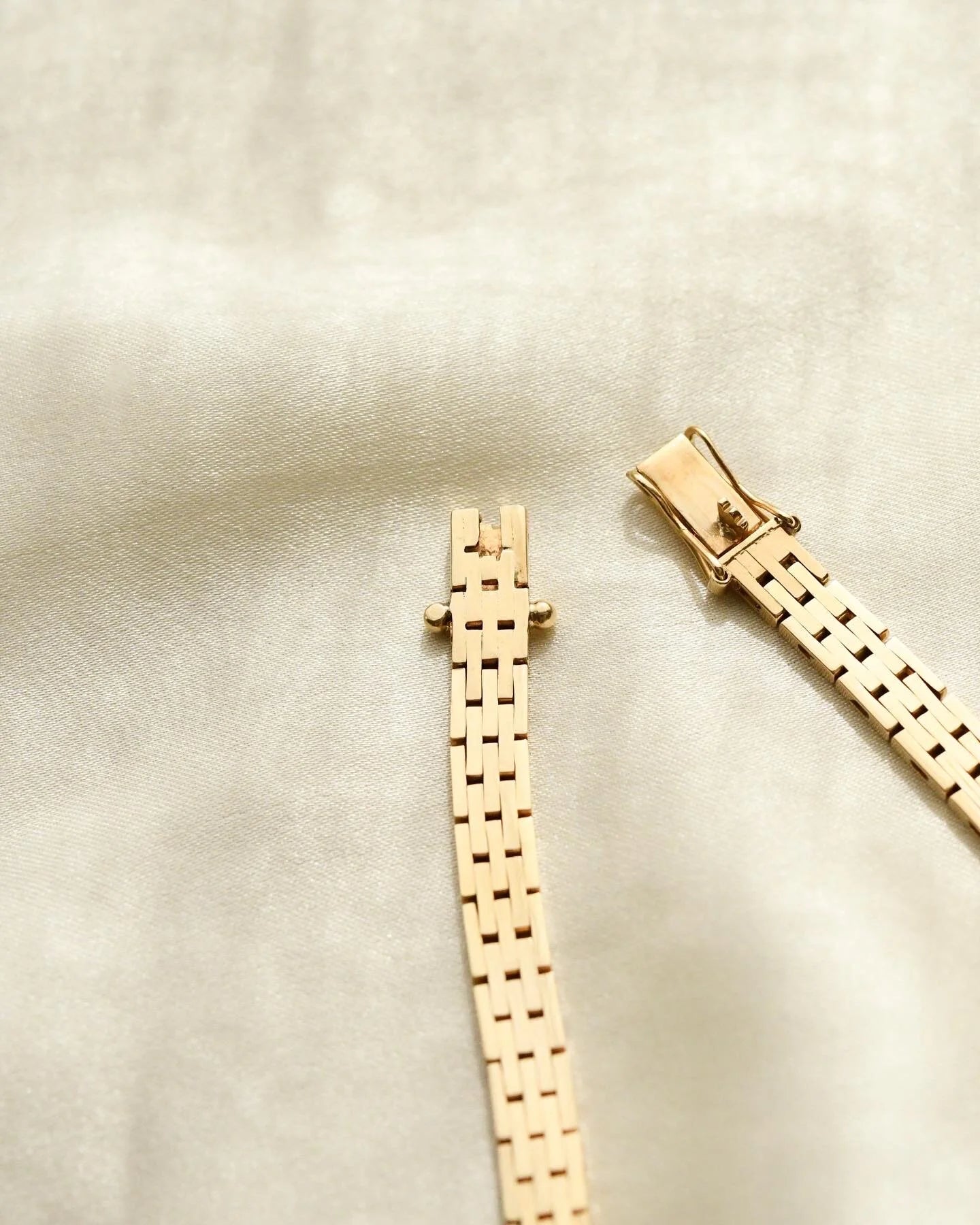 Vintage Dream Necklace 14K Gold 1960s