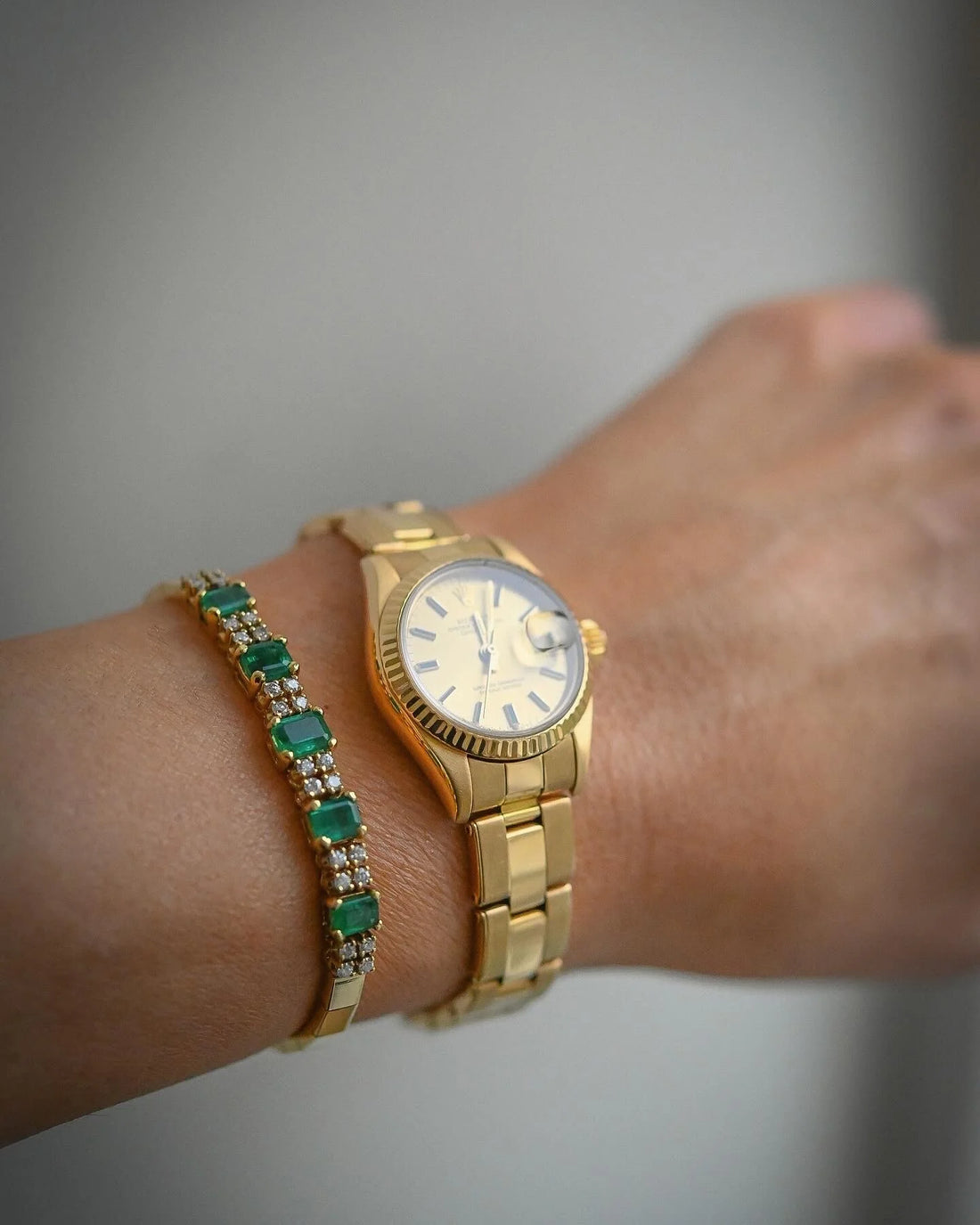 Magical Vintage Emerald and Diamond Bracelet 18K Gold 1970s
