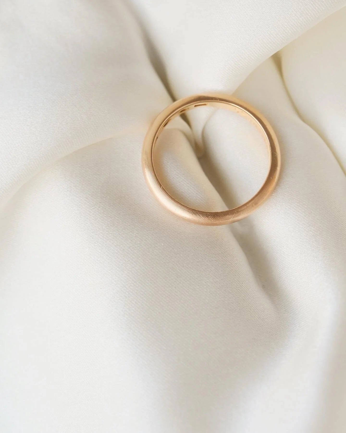 Beautiful Antique Soft Pastel Wedding Band Stacking Ring 20K Rose Gold 1923