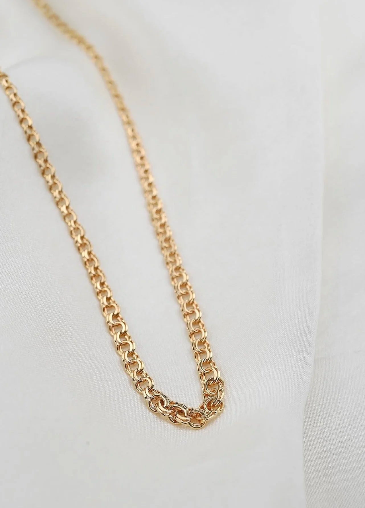 Timeless Vintage Bismarck Chain 18K Gold 1960s Sweden