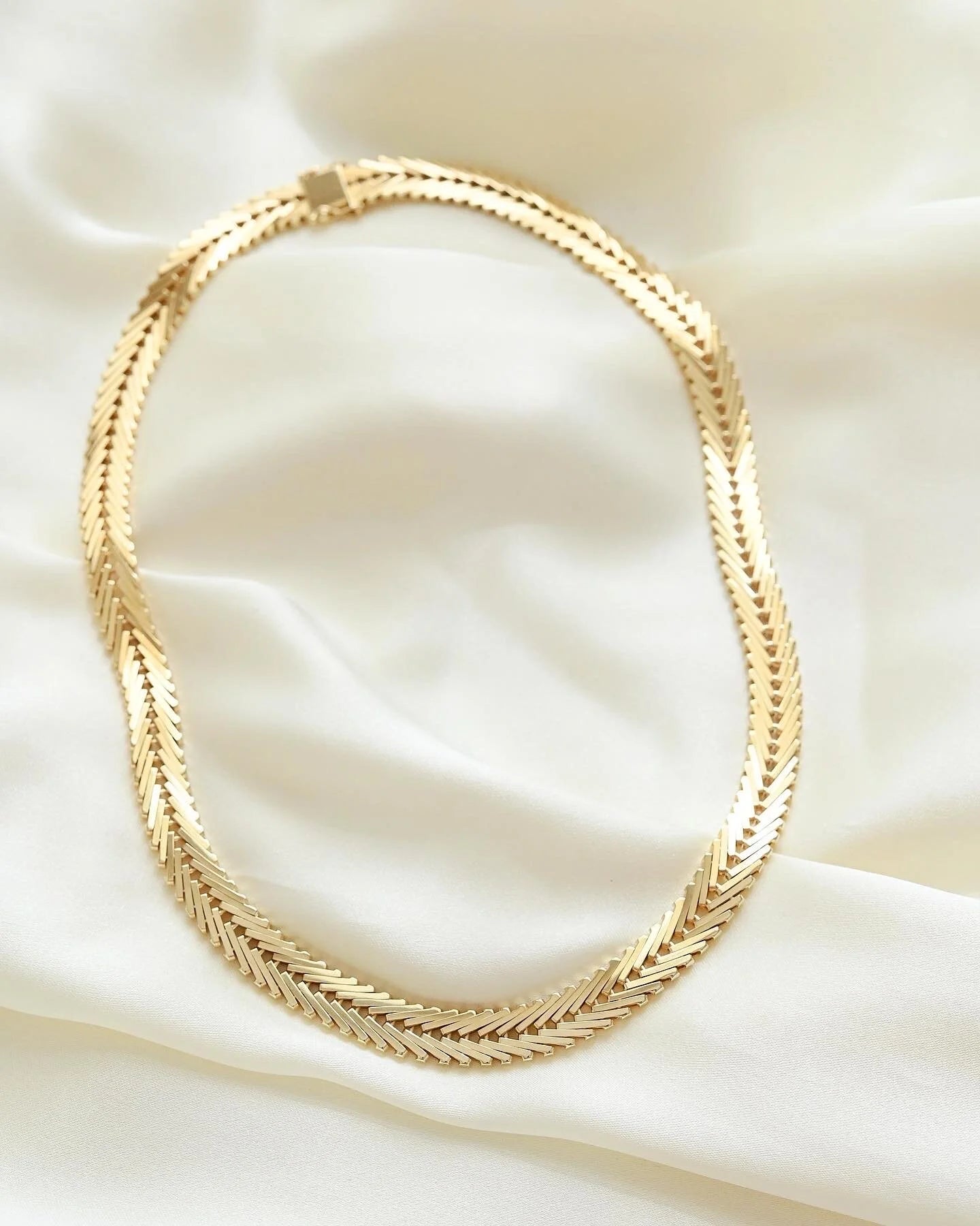 Special Release! (Number 5) Sublime 43 Grams Danish Vintage Geneva Link Necklace 14K Gold 1960