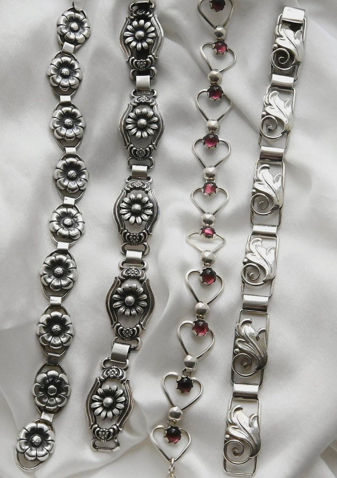 76 Year Old Swedish 18 Grams Vintage Silver Flower Bracelet 1946