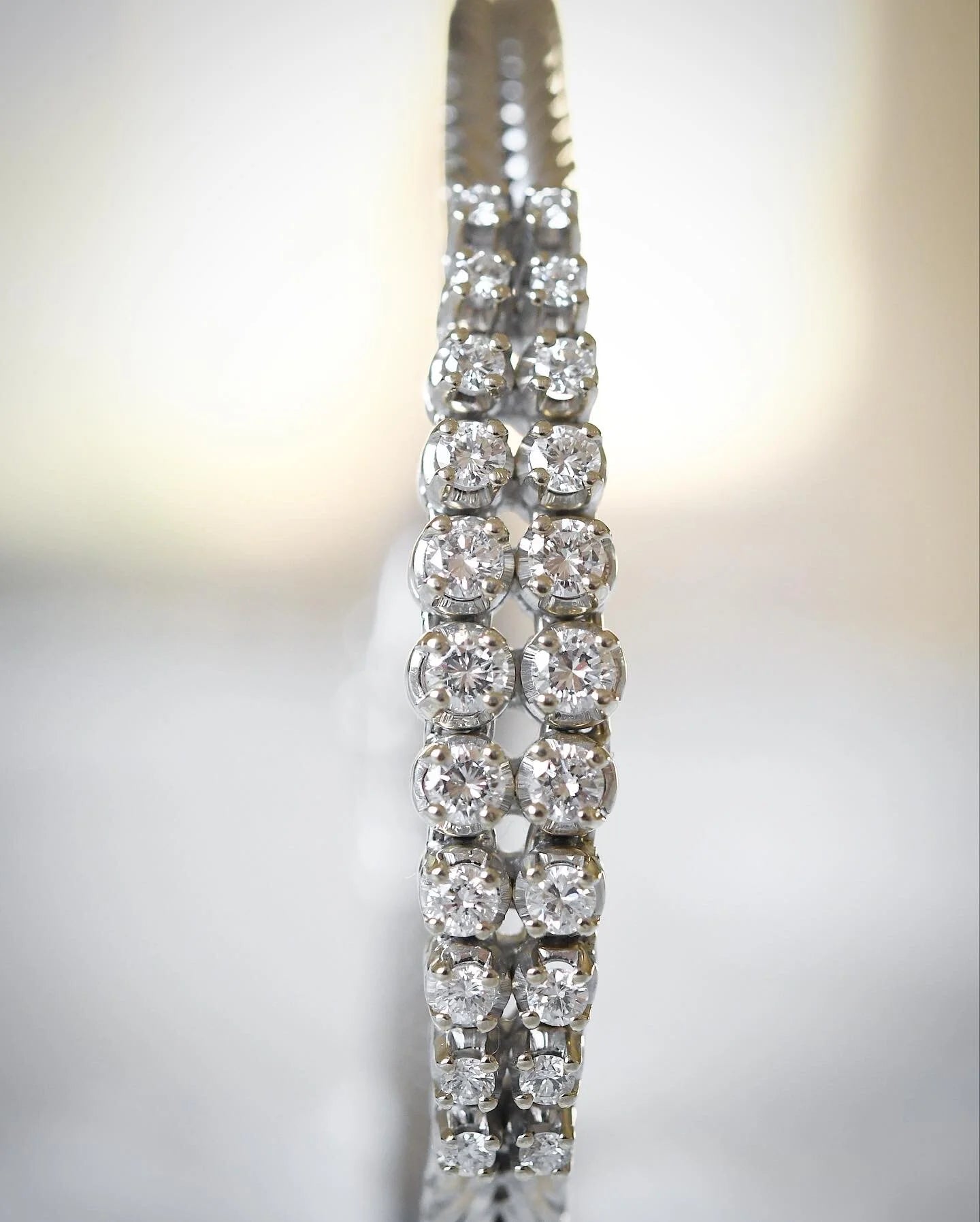 Special Danish 1.20ct Diamond Bracelet 18K White Gold 26grams
