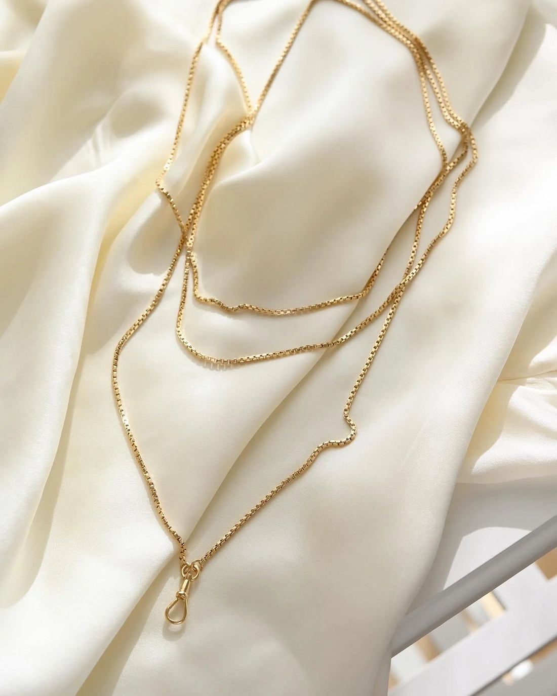 Heavy Sublime 60 Inches Long Guard Chain 18K Gold 1940s