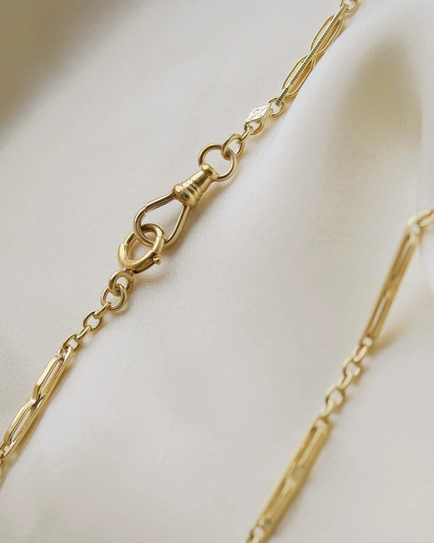 Cute Vintage Watch Chain Choker 14K Gold