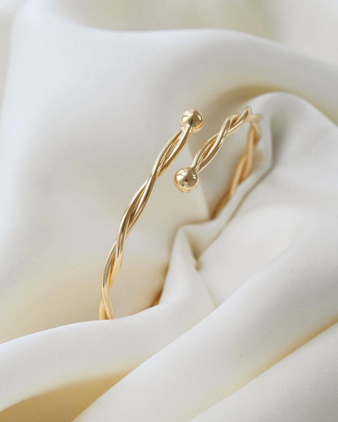Sublime Danish Twisted Vintage Bangle 18K Gold