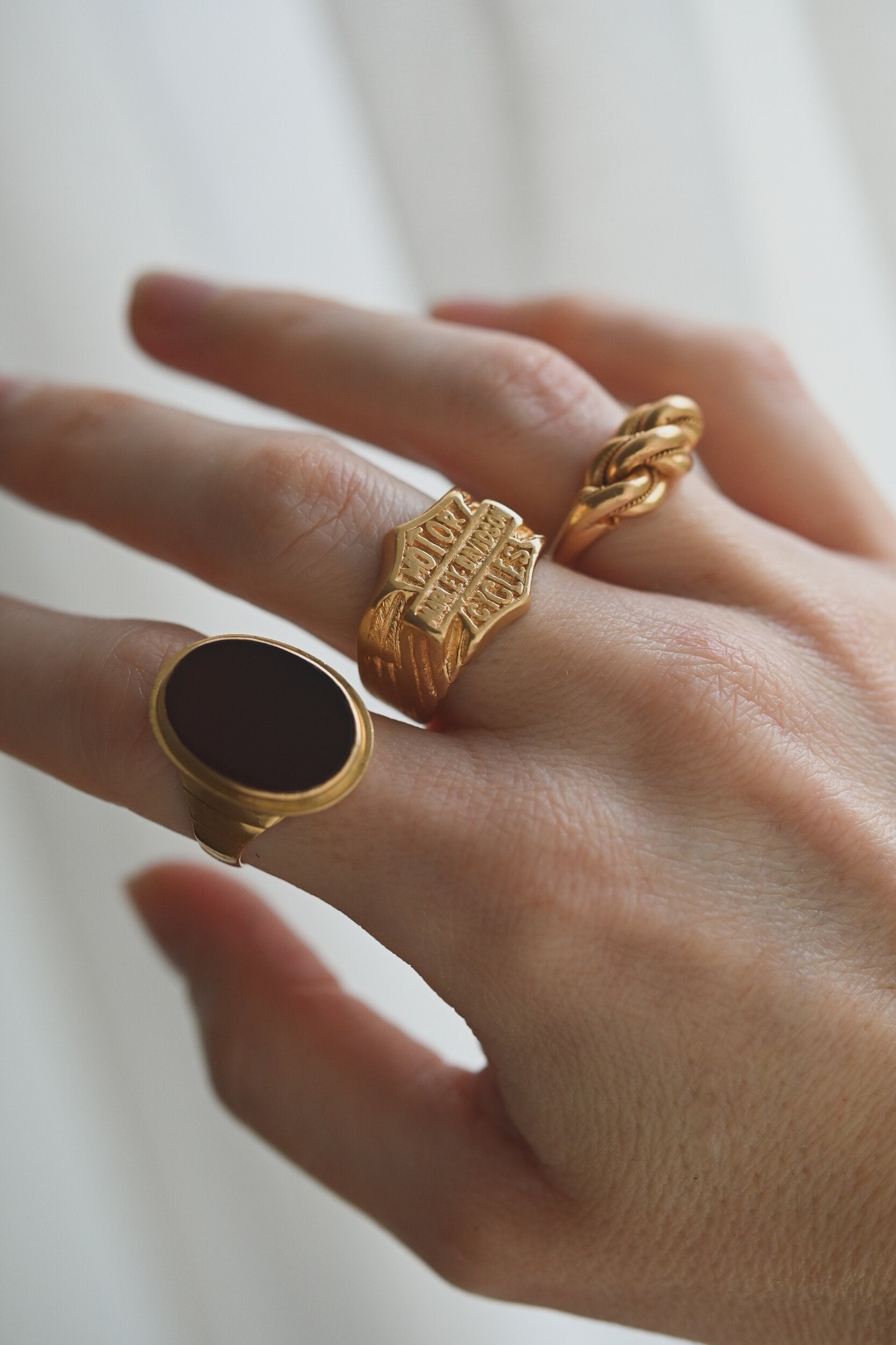 Antique Edwardian Signet Ring Red Agate 18K Gold Sweden 1908