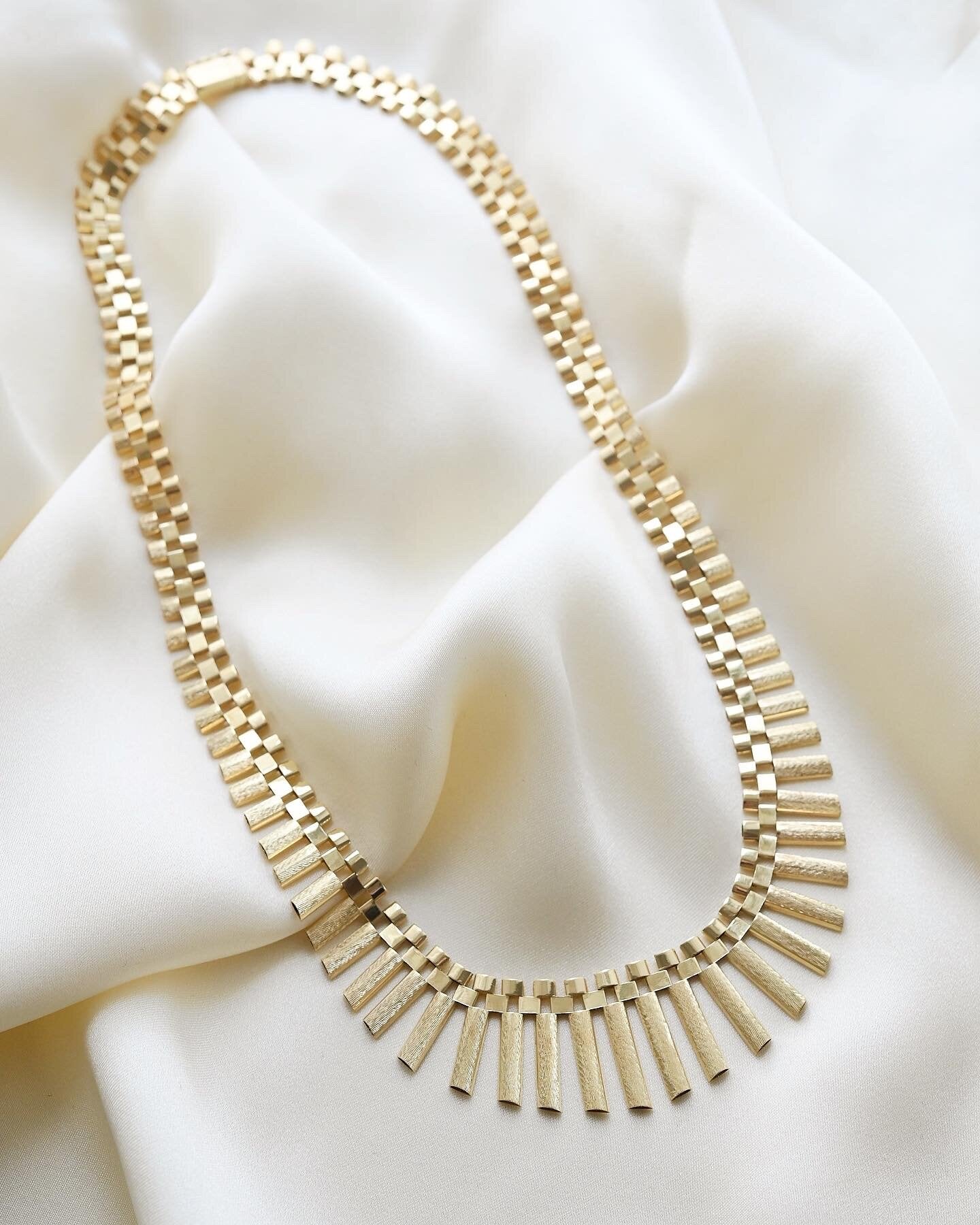 The Sexiest Big Cleopatra Necklace 14K Gold 1970