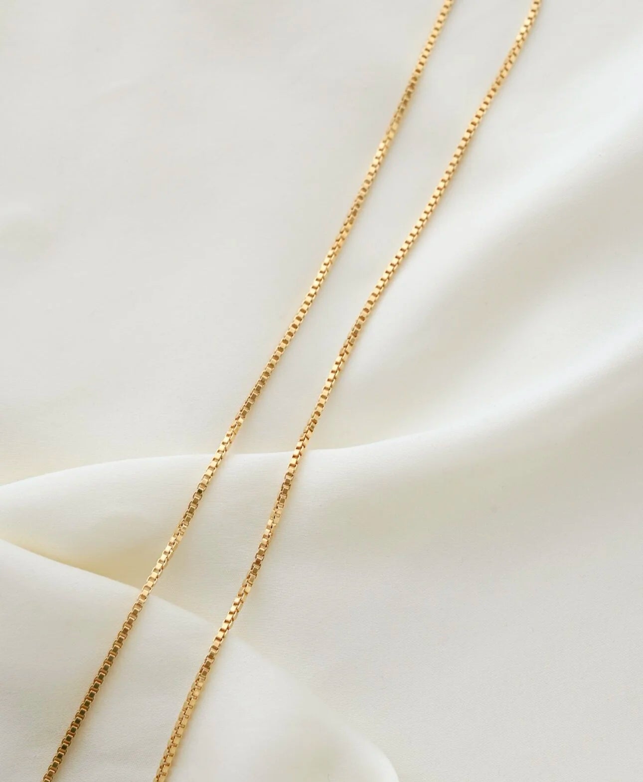 Classic Long 23 Inches 1980s Box Chain 18K Gold