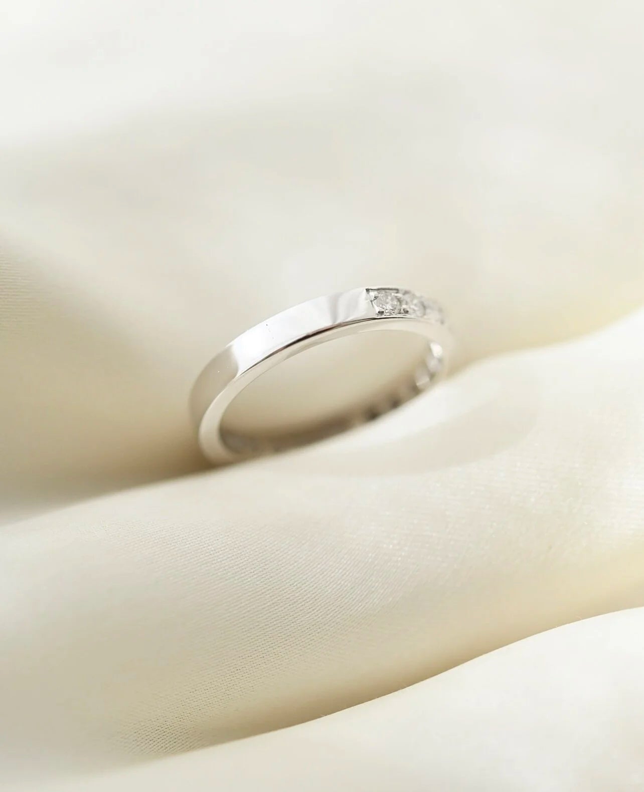 The Most Beautiful Diamond Vintage Band 0.41 Carat 1965