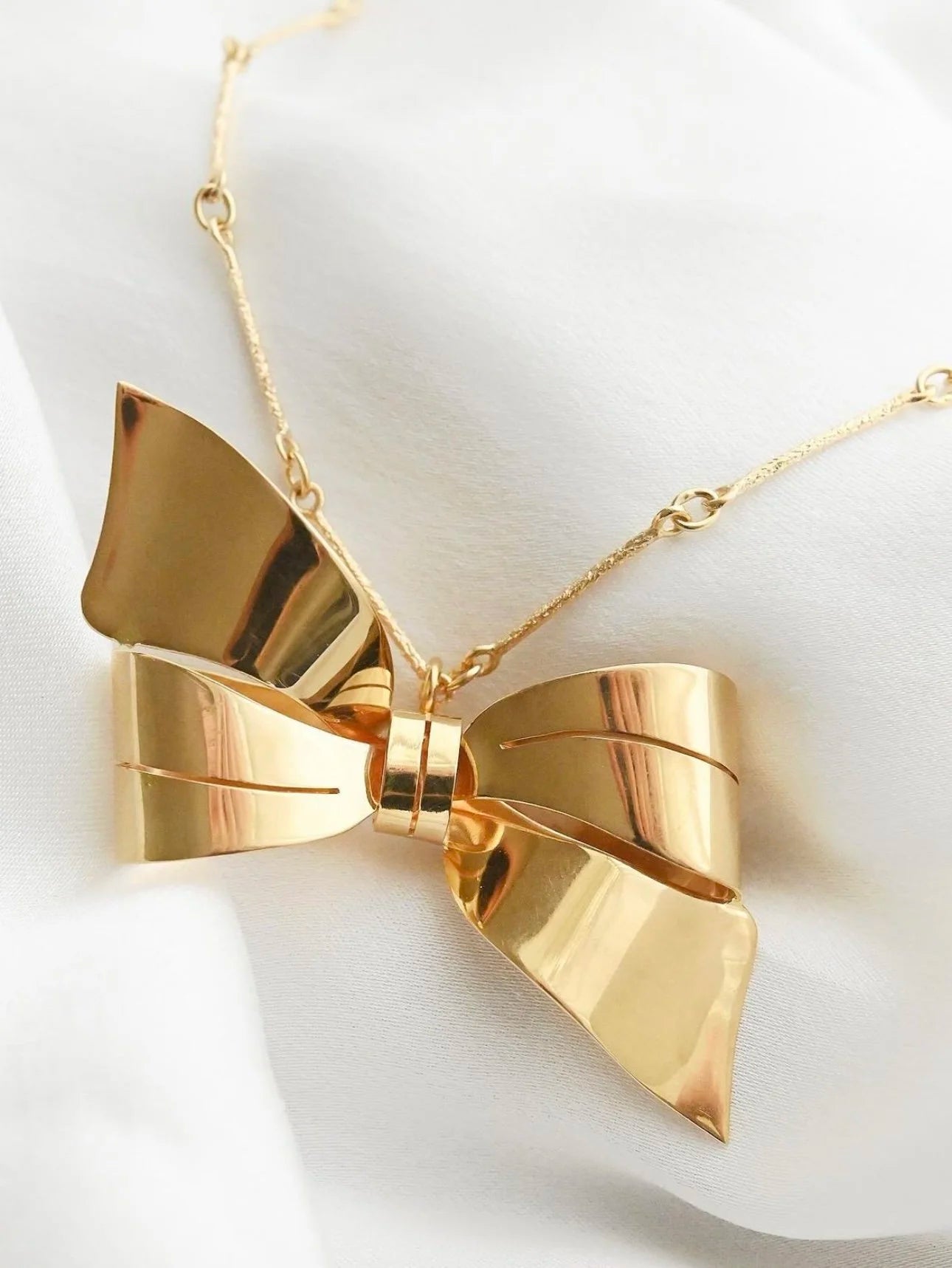 Cutest BIG Bow Pendant / Brooch Ever 18K Gold 1966