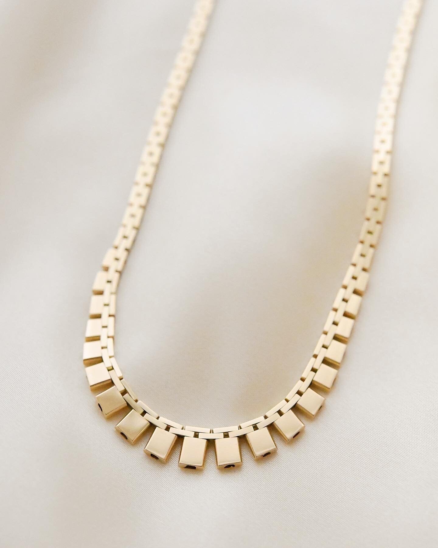 Perfect Baby Cleo / Brick Link Necklace 14K Gold 1970-1973
