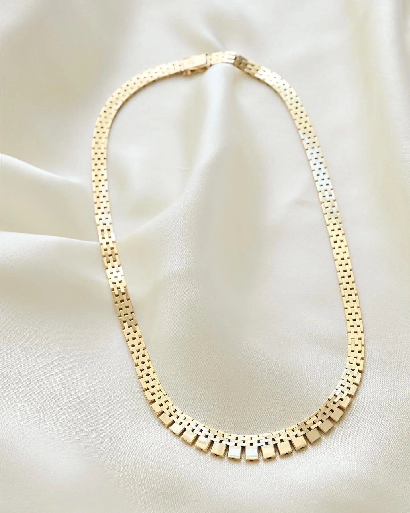 Magical Danish Vintage Cleopatra Necklace 14K Gold 1960