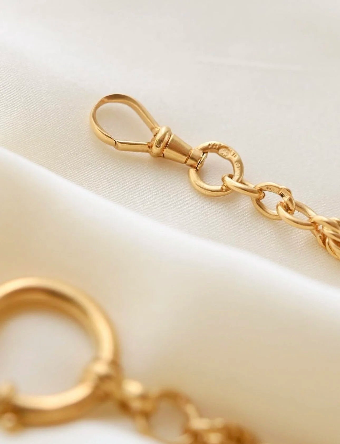 Extraordinary Heavy Antique Watch Chain 18K Gold 1900s