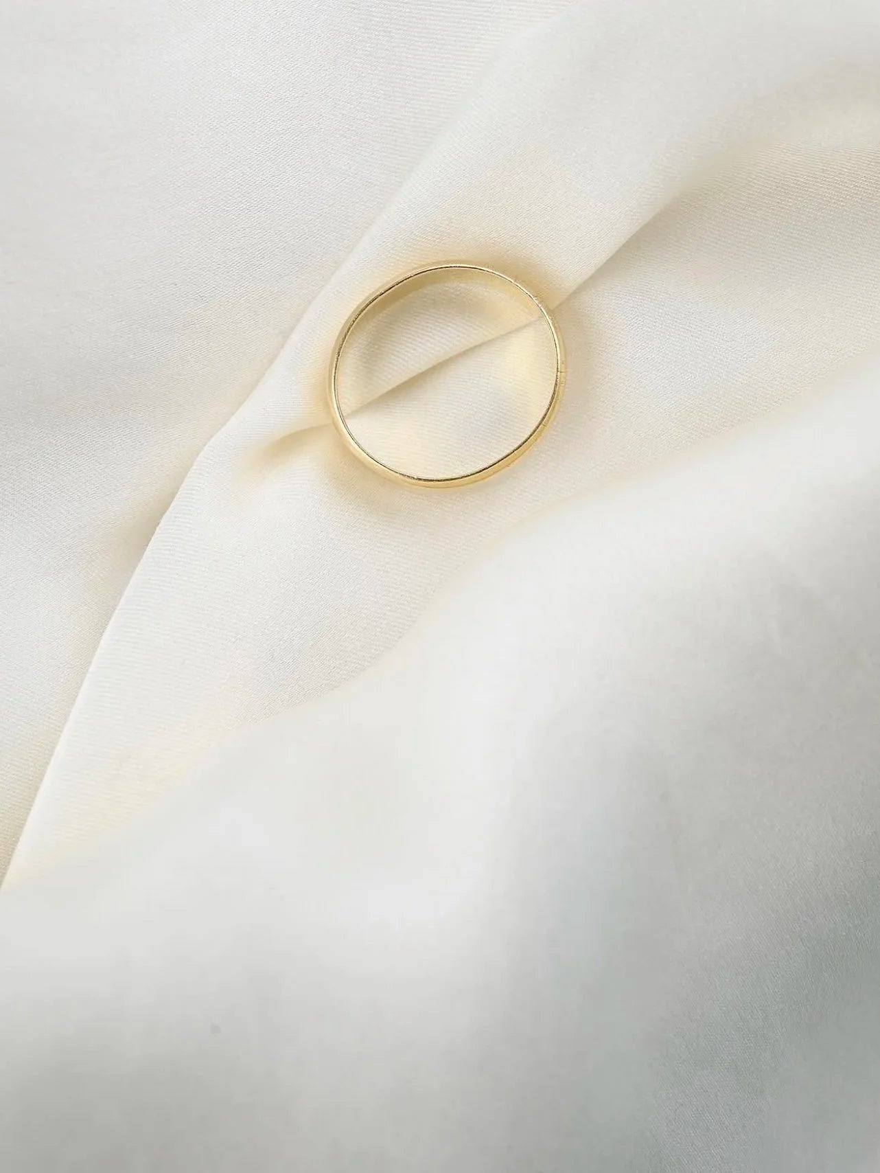 Special Luminous Gold Band Size 8 14K Gold Vintage 1970s
