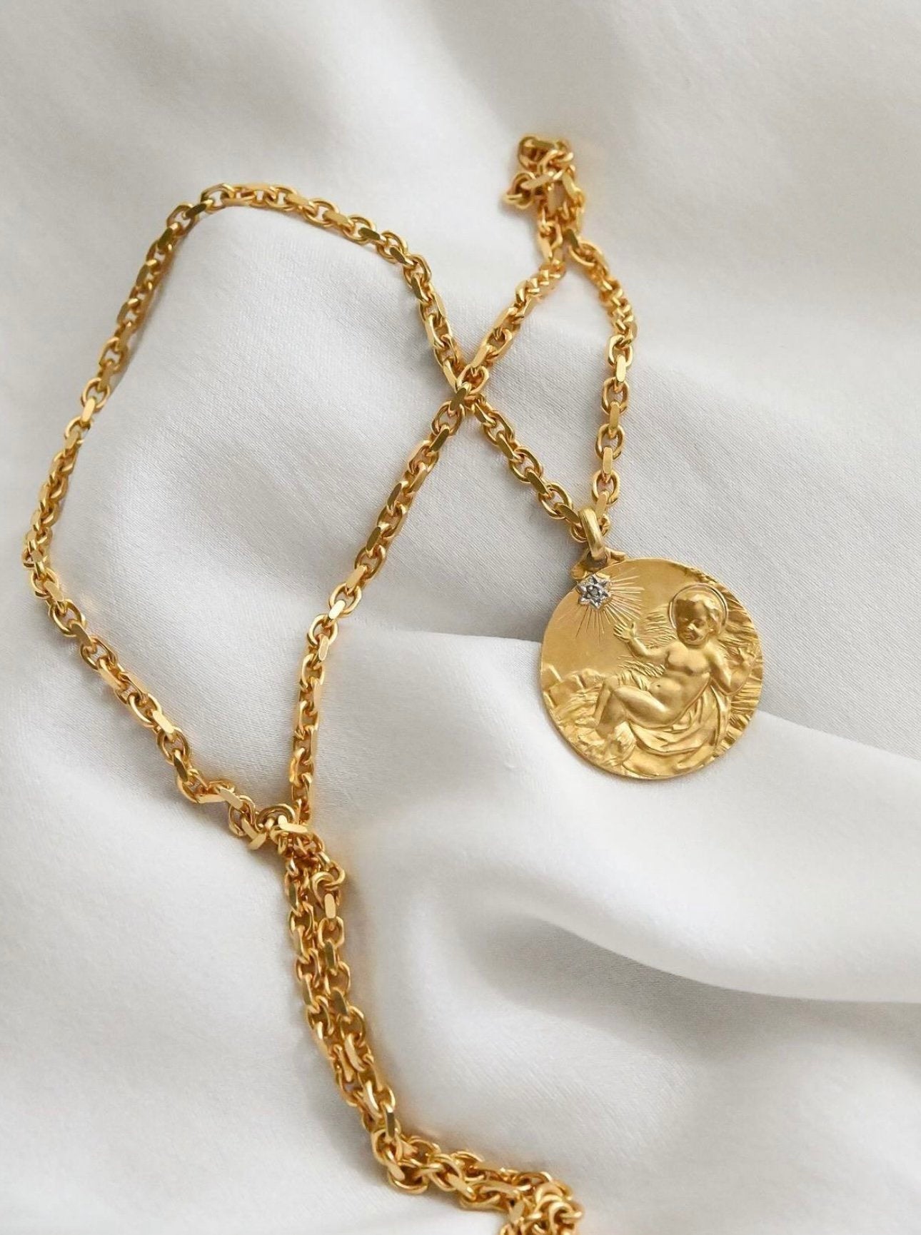 Gorgeous Antique Pendant w Rose Cut Diamond 18K Gold 1920s