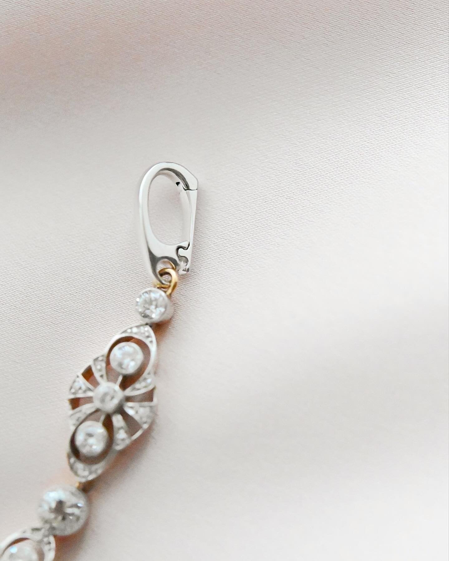 Extraordinary Big Antique Diamond Pendant Belle Epoque Platinum and 14K Gold 1910-20