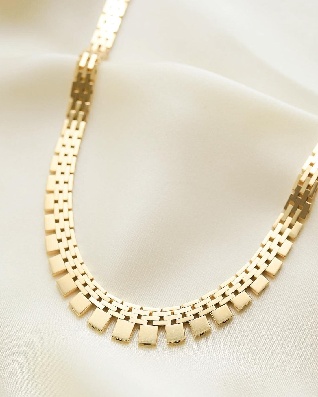 Sexy Cleopatra Danish Vintage Necklace 14K Gold 1960s