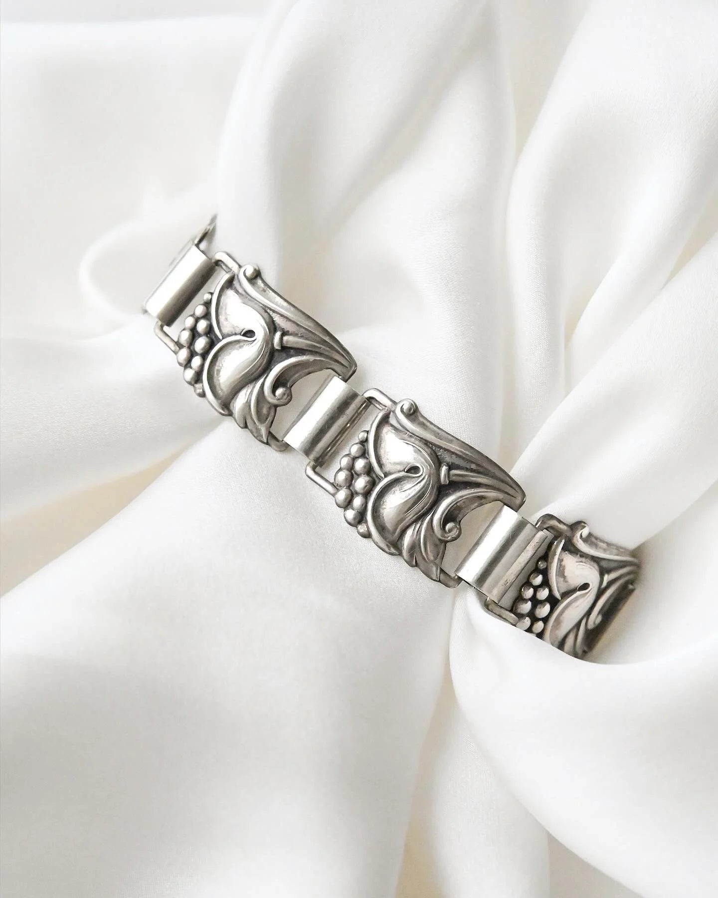 25 Grams Vintage Flower Dream Bracelet Silver Sweden 1951