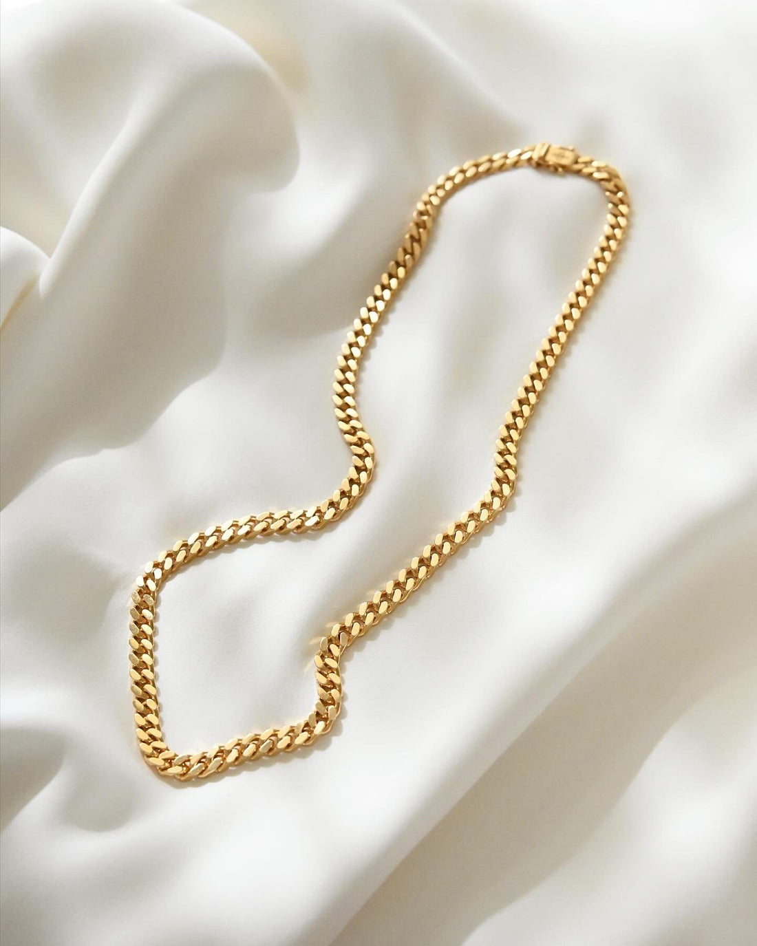 The Ultra Heavy Curb Link Dream Vintage Chain 18K Gold