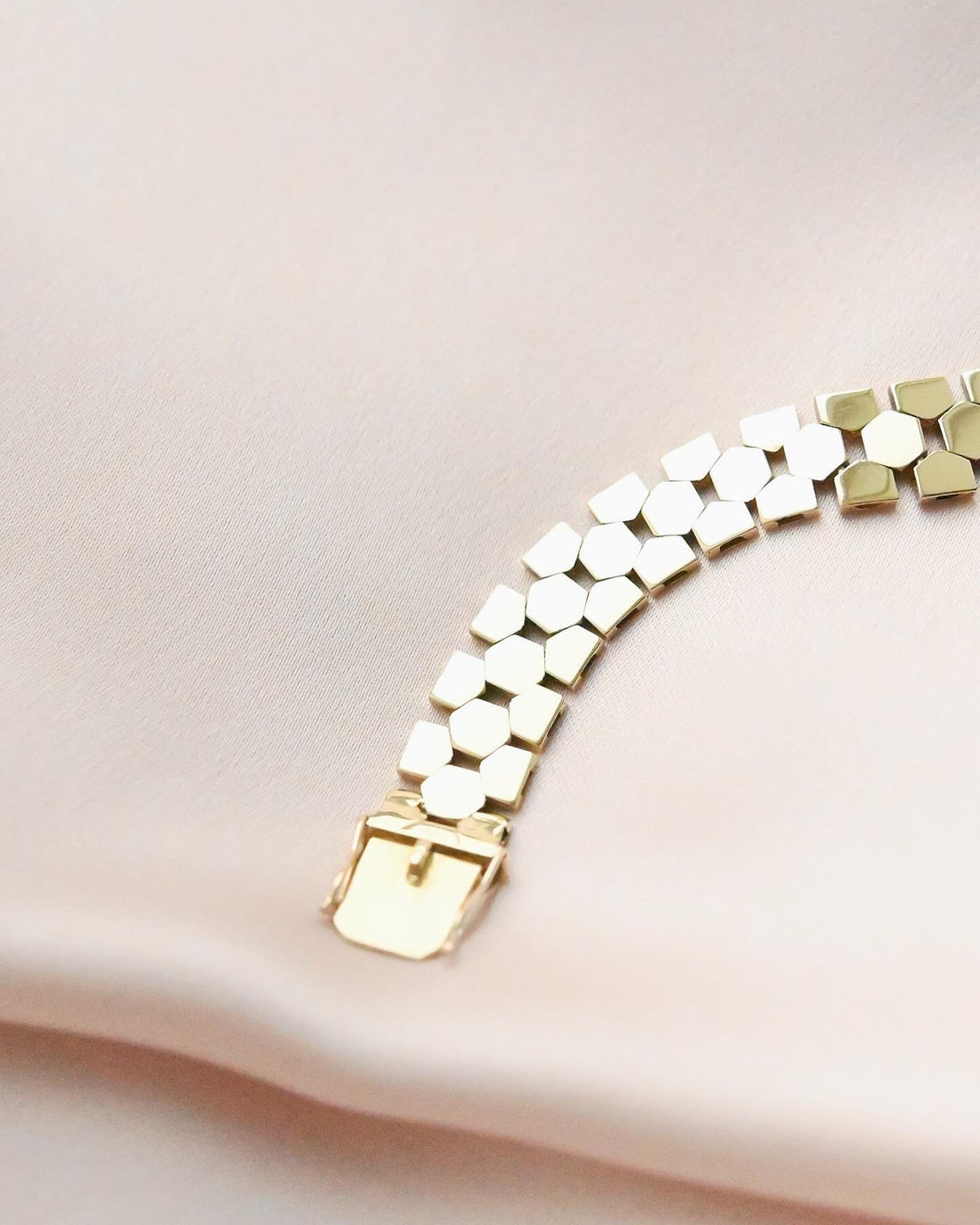 Extraordinary Pretty Octogon Link Bracelet Danish Vintage 14K Gold 1981