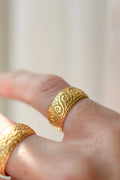 Rare Small Size Edwardian Flower Band 1900 18K Gold