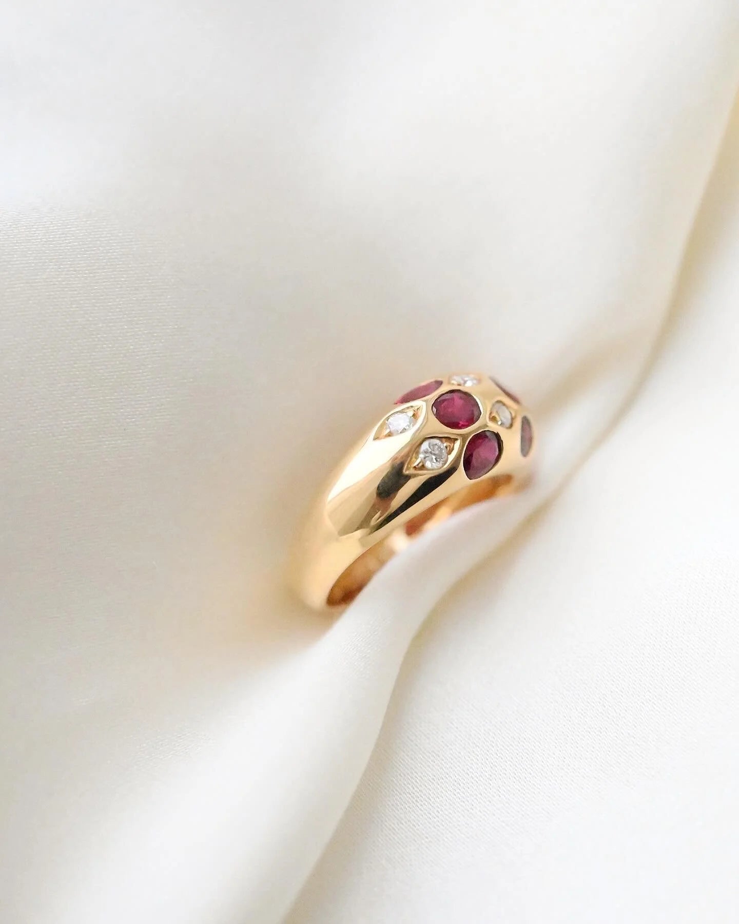 Exquisite Vintage Estate Dome Ring w Rubies and Diamonds 18K Gold
