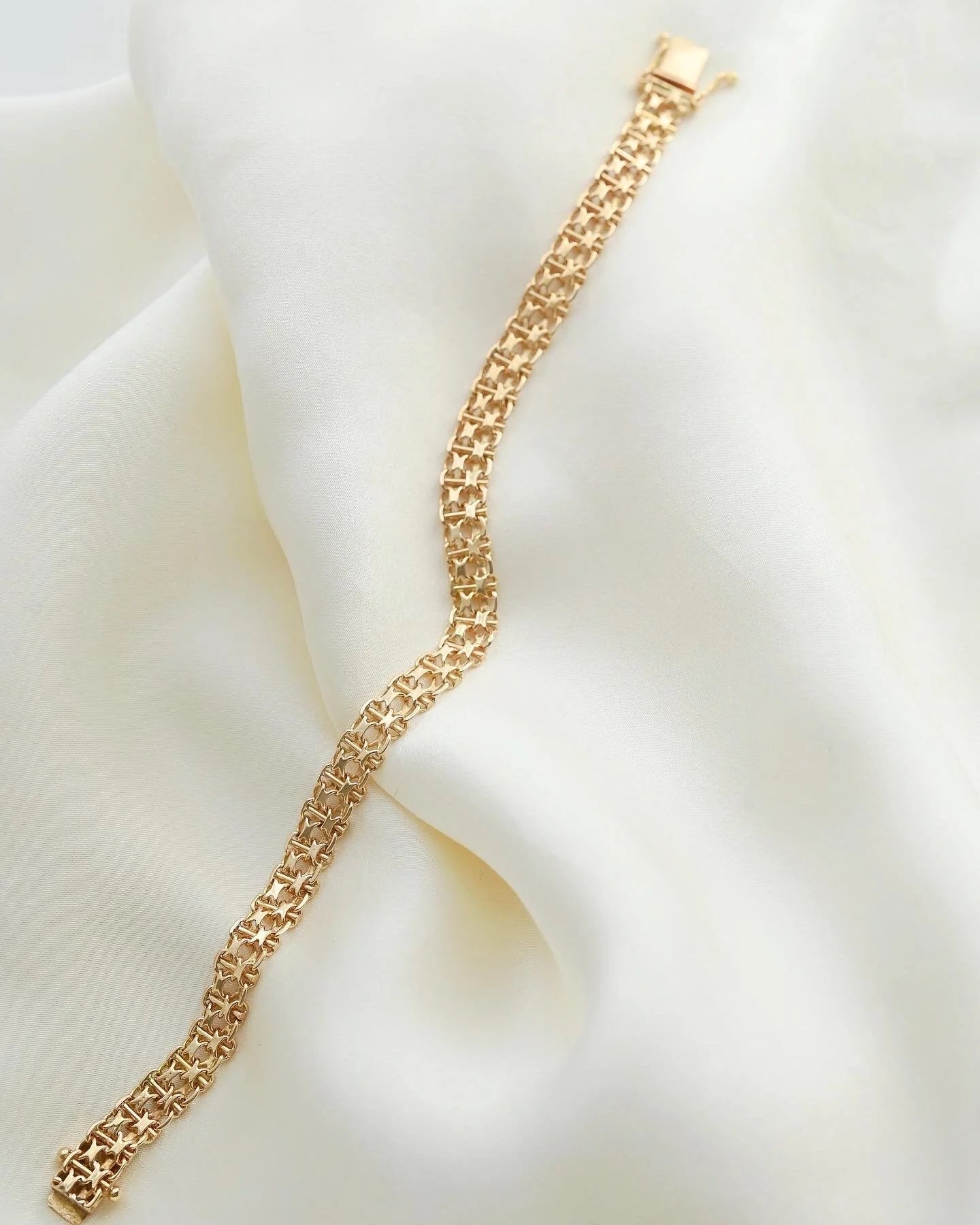Star Link Bracelet Vintage Sweden 1965 18K Gold