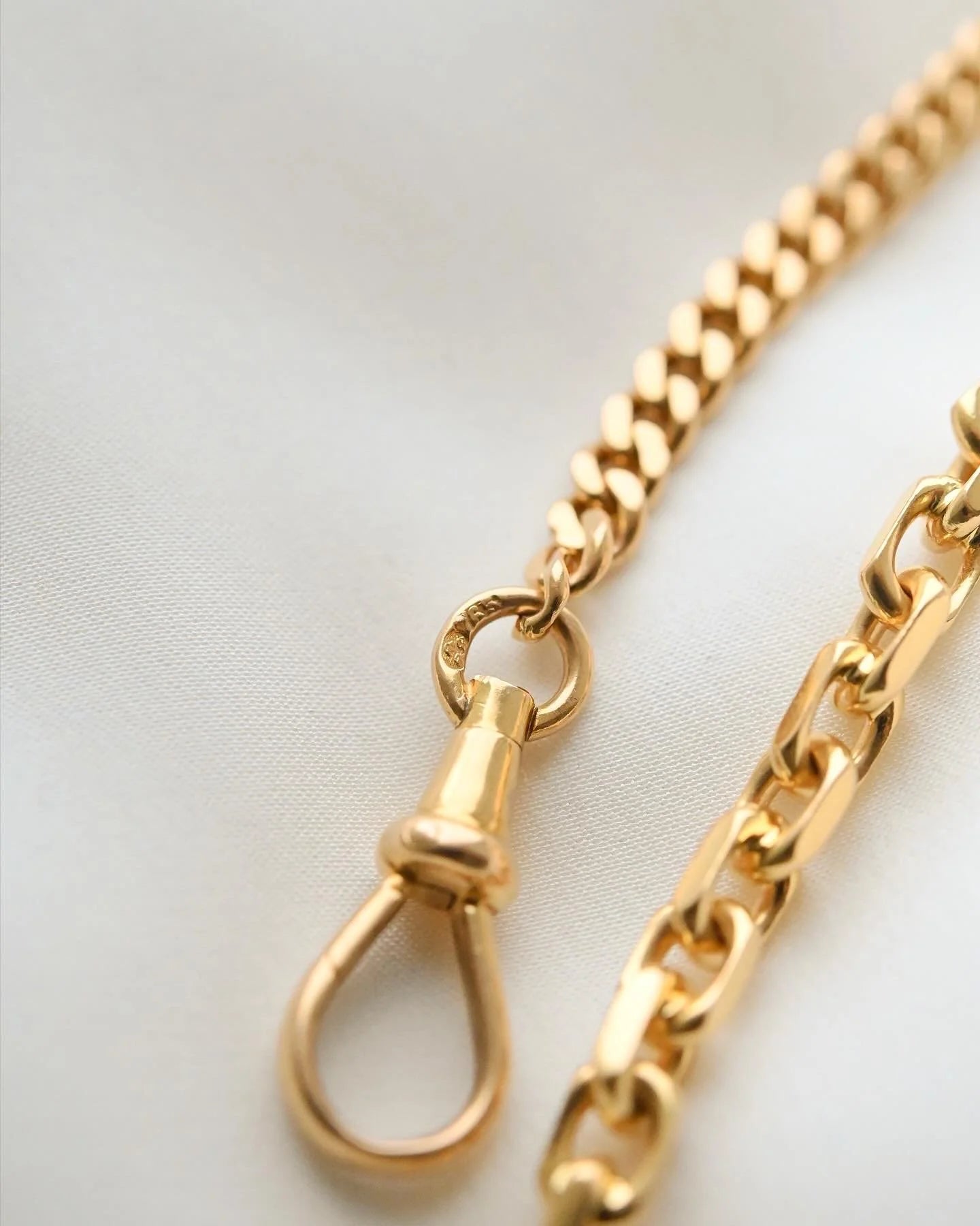 Perfect Rare Smaller Sized Old Watch Chain Bracelet 18K Gold 1920s
