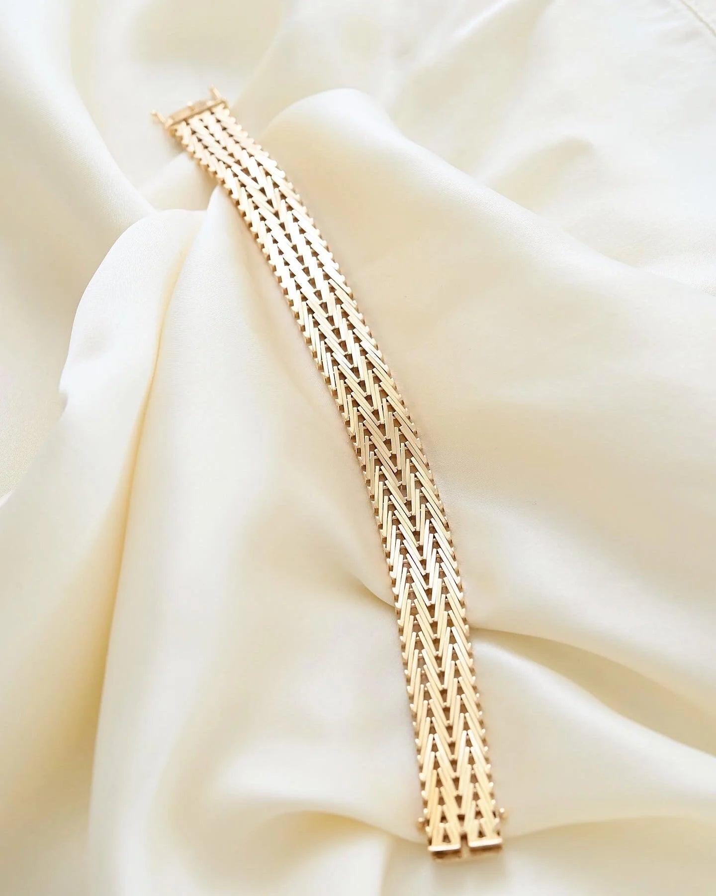 Rare Danish Vintage Double Row Geneva Bracelet 14K Gold 1960