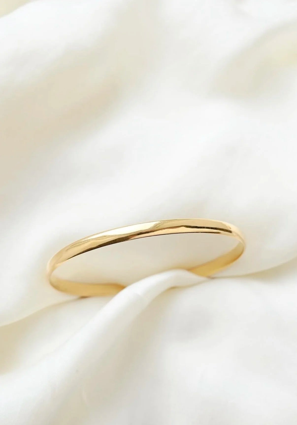 Classic Dreamy Bangle 18K Gold