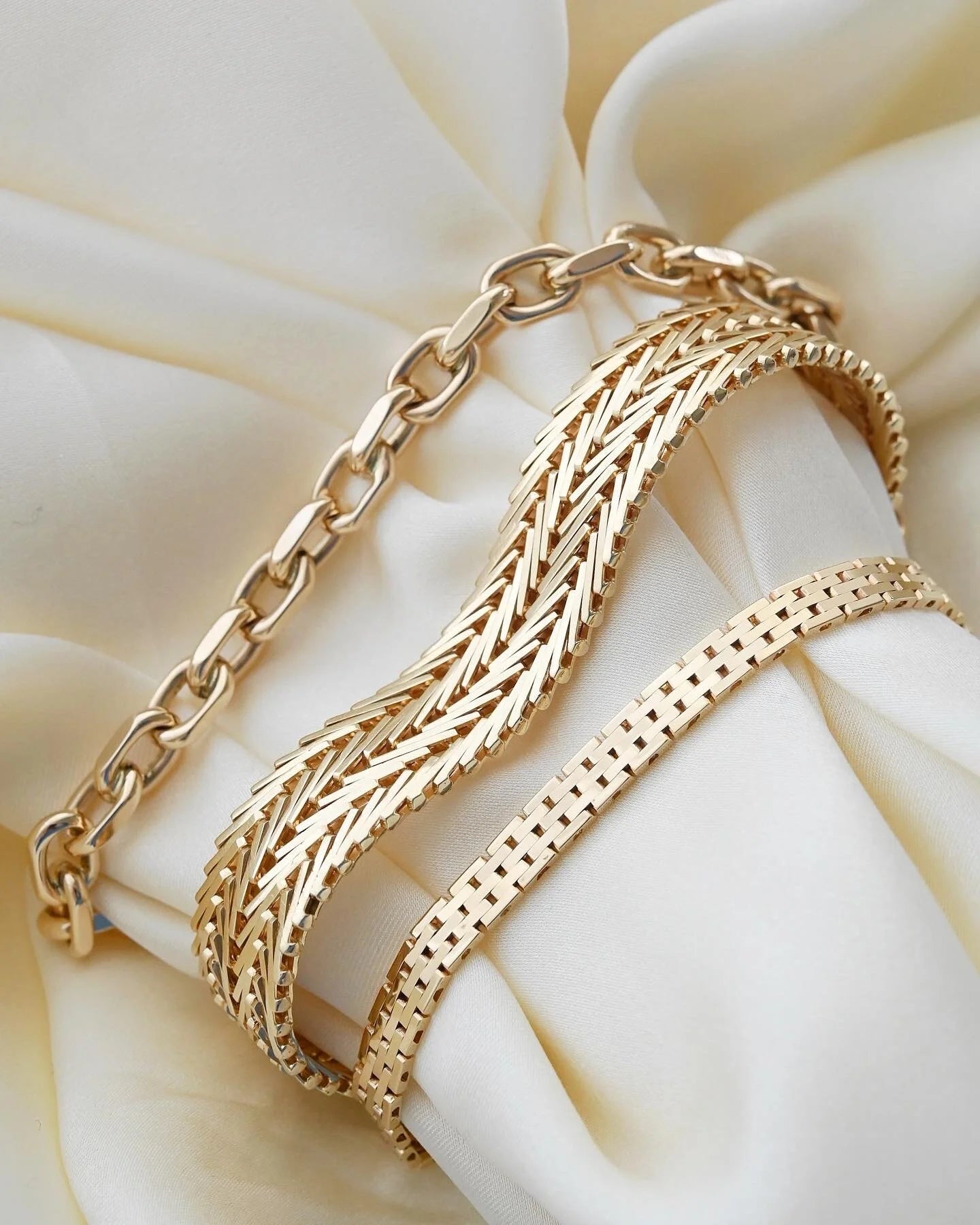 Outstanding Heavy Wide Danish Vintage Bracelet 14K Gold 1960s