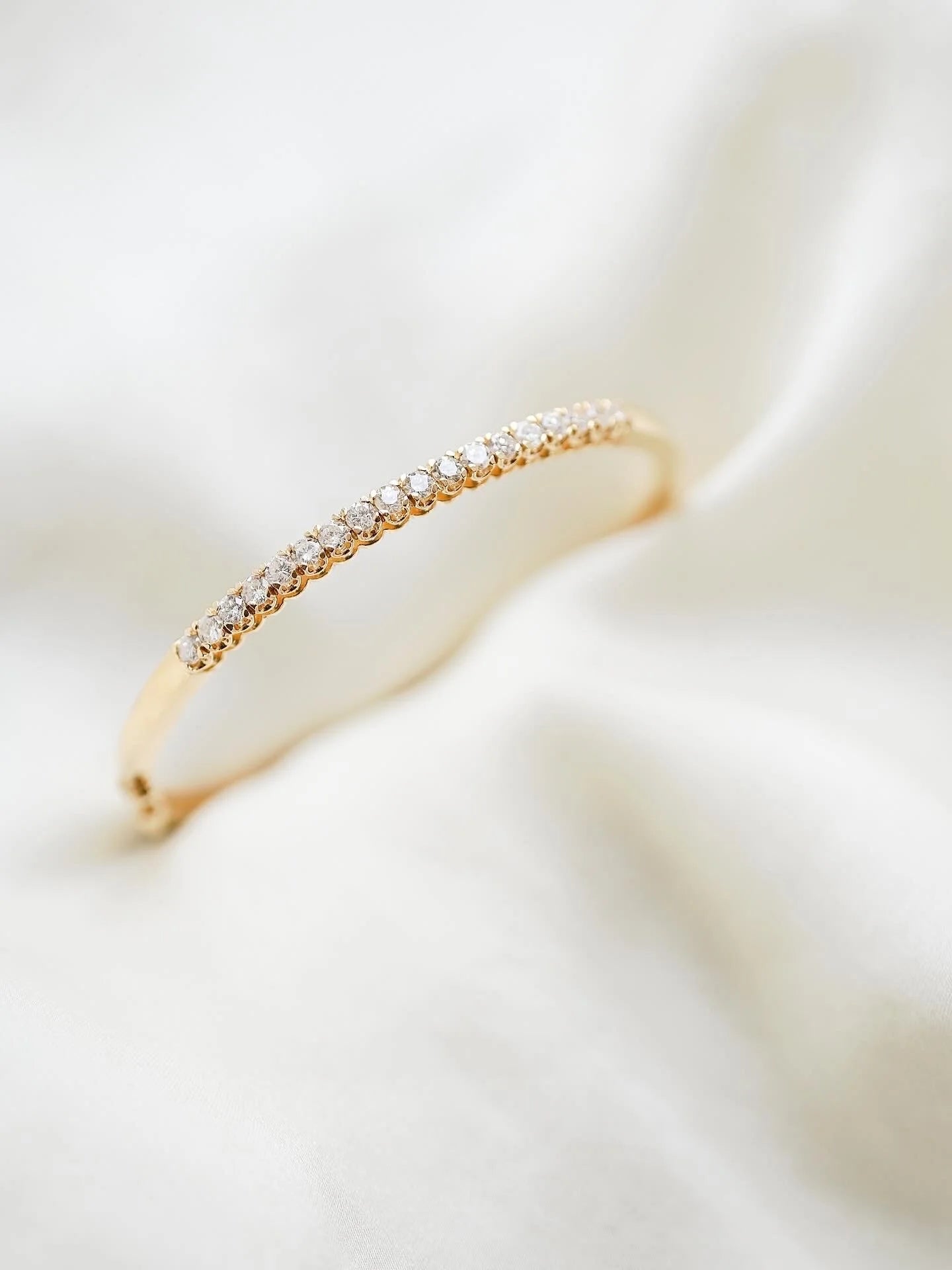 Radiant Vintage Diamond Bangle 14K Gold Late 1900s