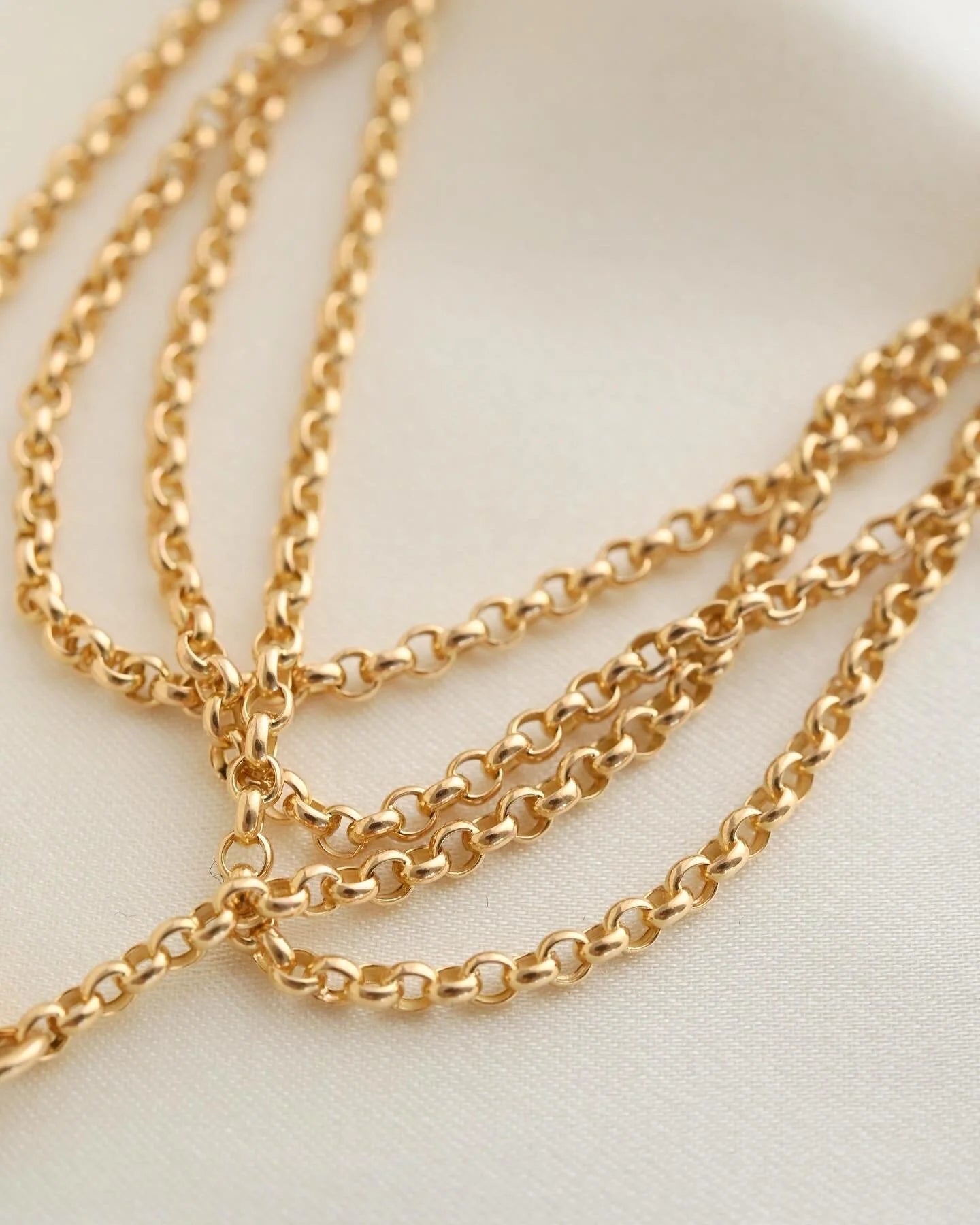 68 Inches / 172 cm Long Antique Belcher Chain w Bolt Clasp 18K Gold