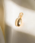 Suberb Sensory Heavy Vintage Egg by Rolf Isakson 18K Gold 1980