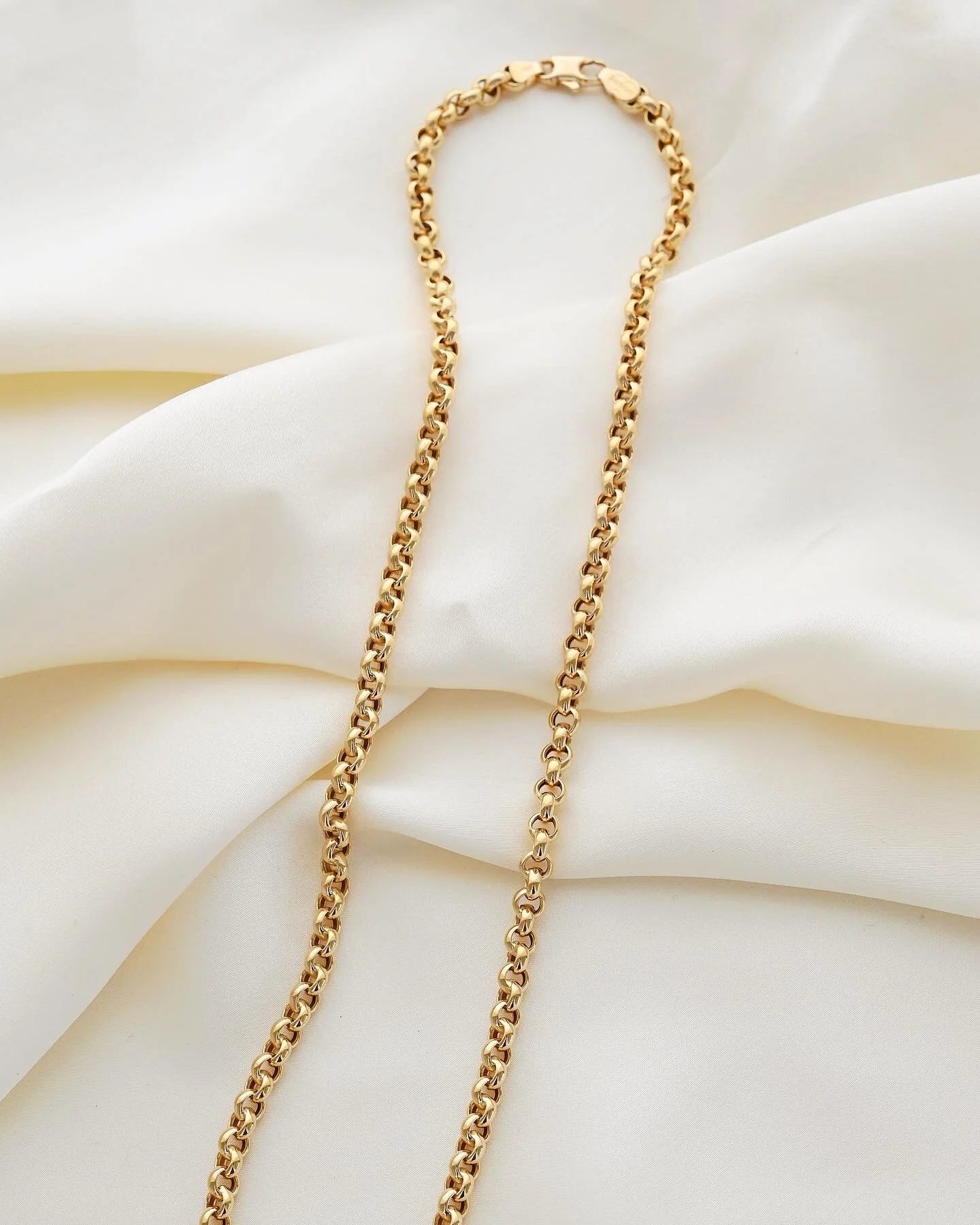 Long 19.5 Inches Italian Vintage Rolo Link Chain 18K Gold