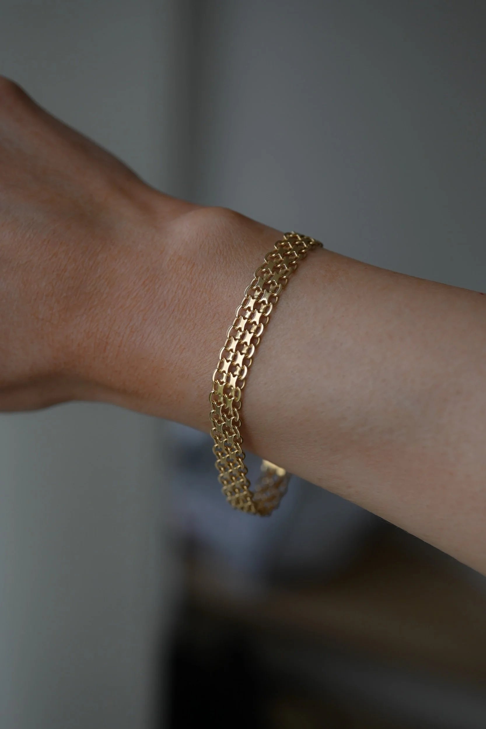 Incredible 1960s Vintage Star Link Bracelet 18K Gold