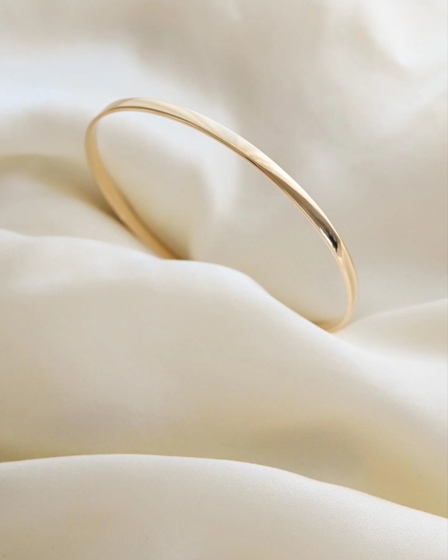 The Perfect Timeless Vintage Bangle 14K Gold