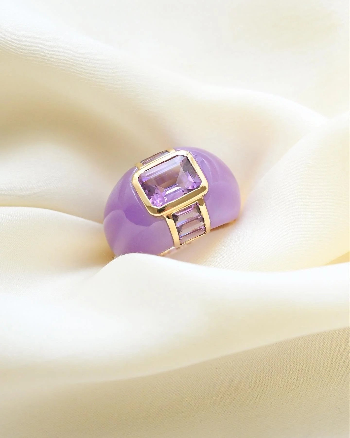Superb Vintage Lavendar Dream Cocktail Ring Jade Amethyst 14K Gold