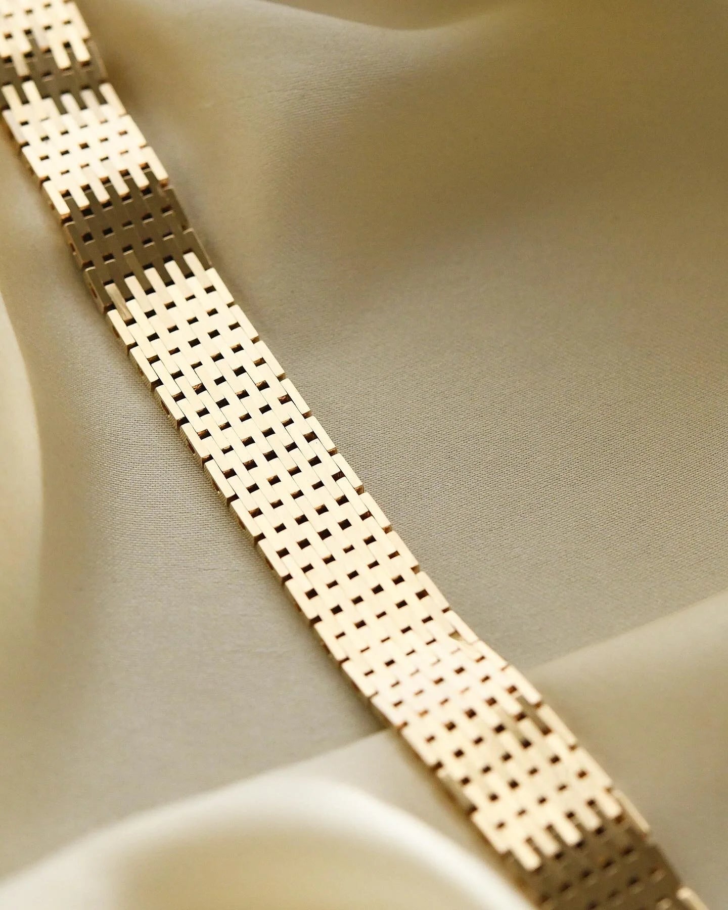 Dream Bracelet in 14K Gold 1960s